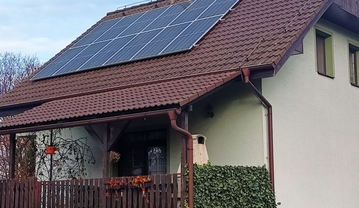 Realizace fotovoltaiky: RD Lhotky 