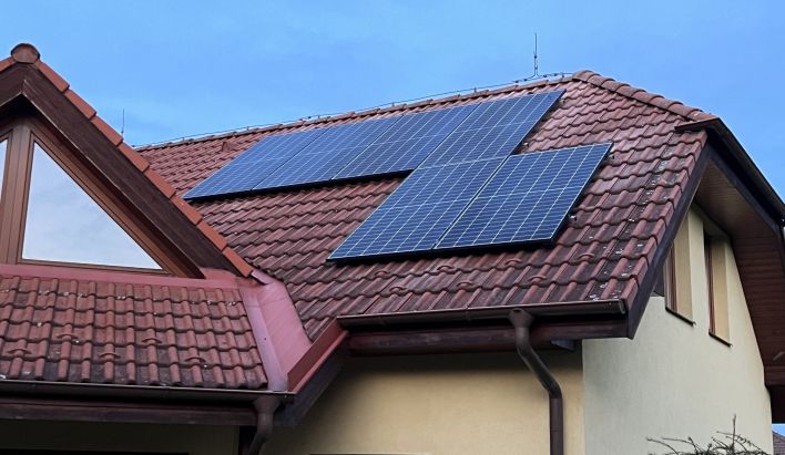 Realizace fotovoltaiky: RD Šindlovy Dvory 