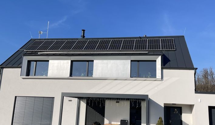 Realizace fotovoltaiky: RD Levín u Berouna 